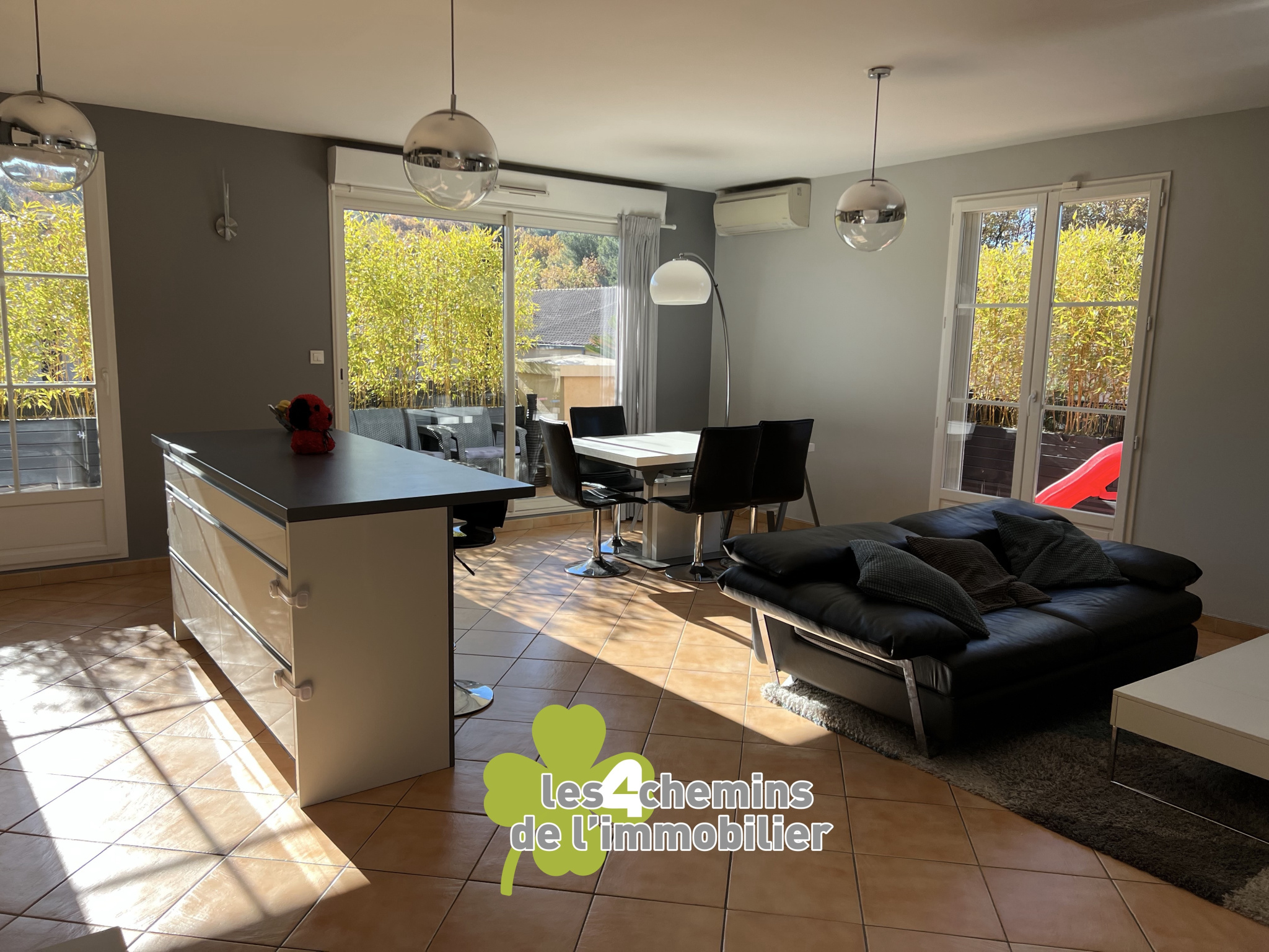 VENTE APPARTEMENT 88M2 T4 CHATEAUNEUF LE ROUGE