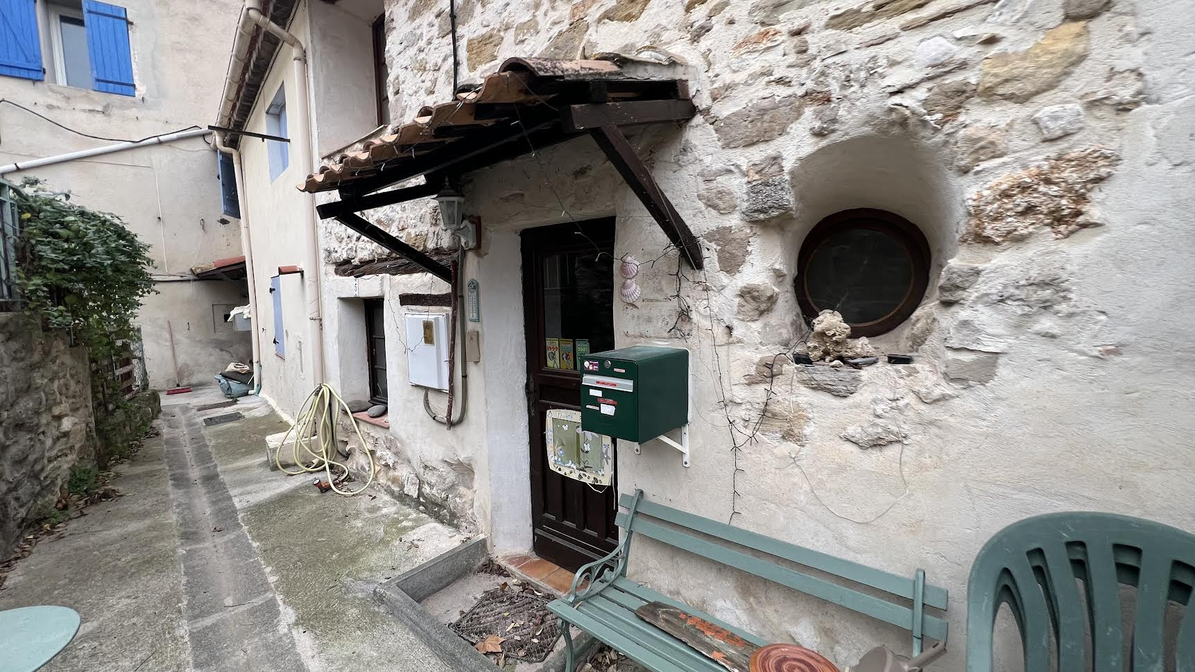 Grande maison de village  à Puyloubier, 29 pièces, 7 chambre