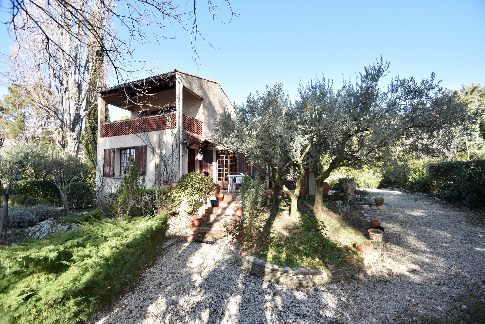 VILLA DE 3 pièces de  85 m2 sur parcelle de 1208 m2