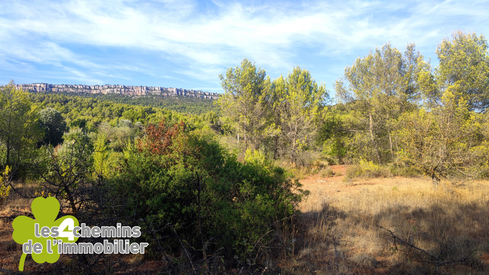 A VENDRE Terrain Constructible 1100 m2, emprise 0,09