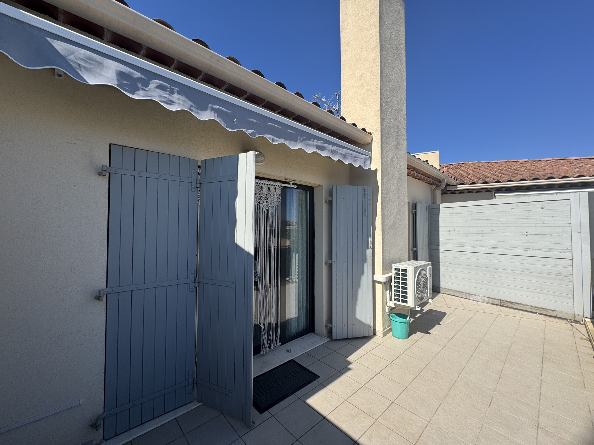 À vendre bel appartement T2 avec grande terrasse 