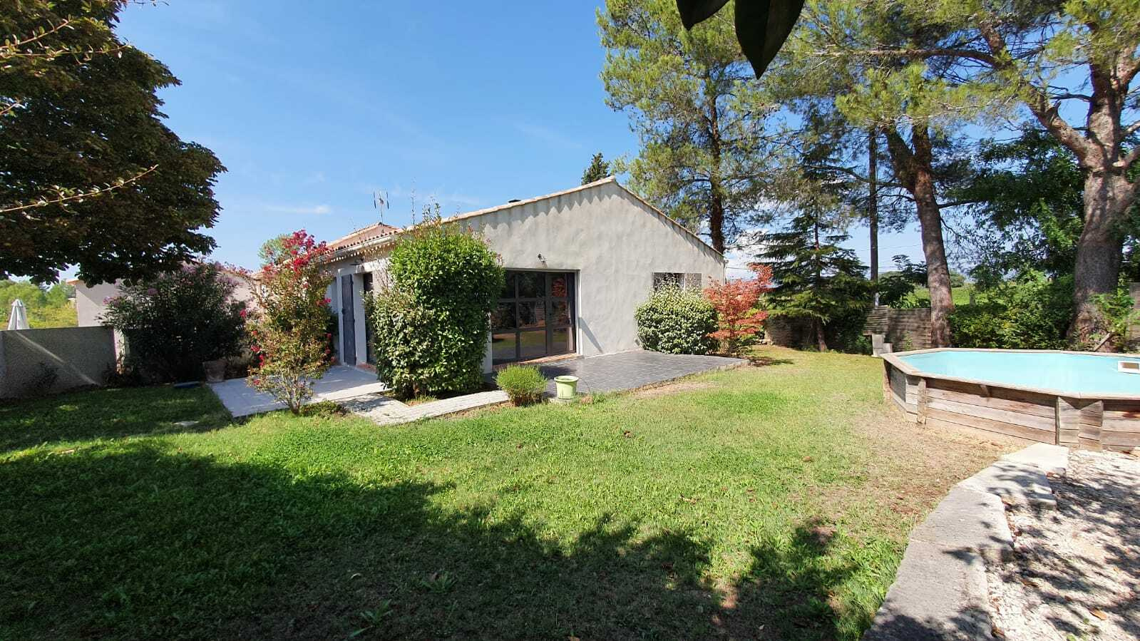 Maison récente 4 pièces 104m2 au calme avec jardin